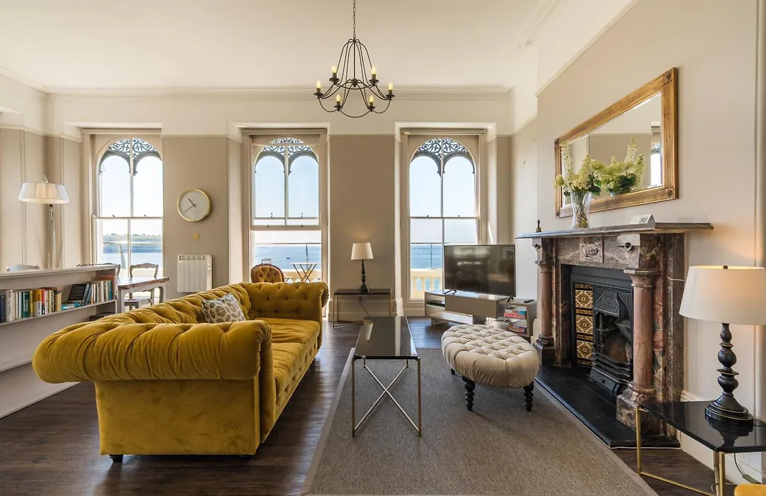 1 Elliot Terrace-1